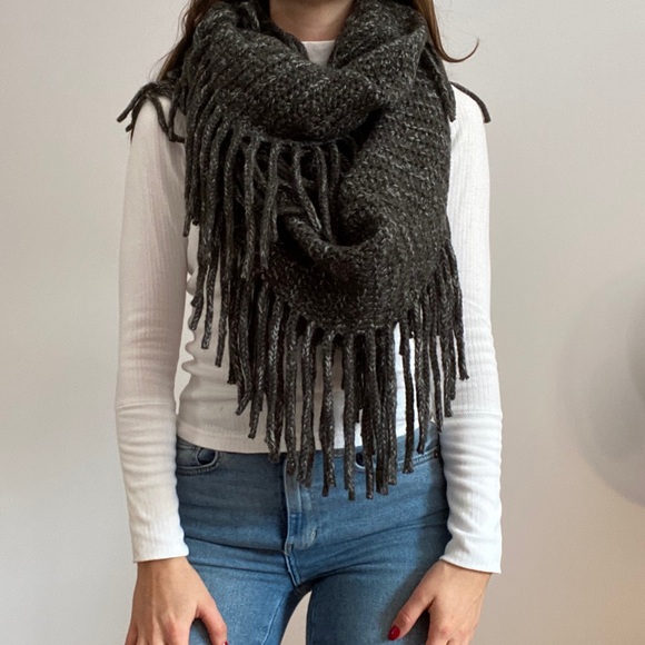 Urban Outfitters Accessories - Urban Outfitters Grey Fringe Infinity Scarf NWOT